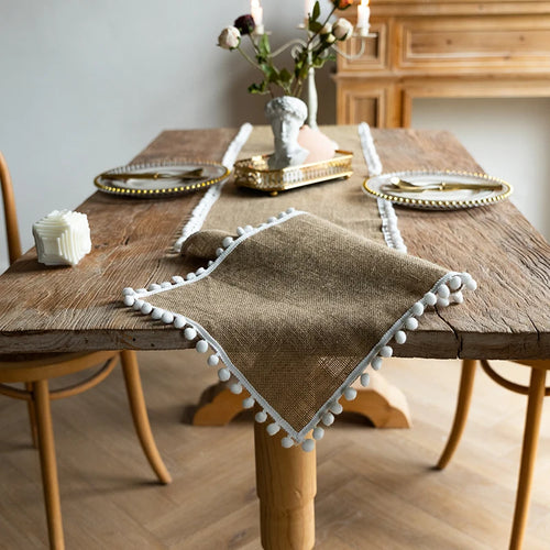 Chemin de table style toile de jute pompons champetre - vue 7 sur 7