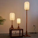 lampadaire classique en bois pour décoration intérieure moderne