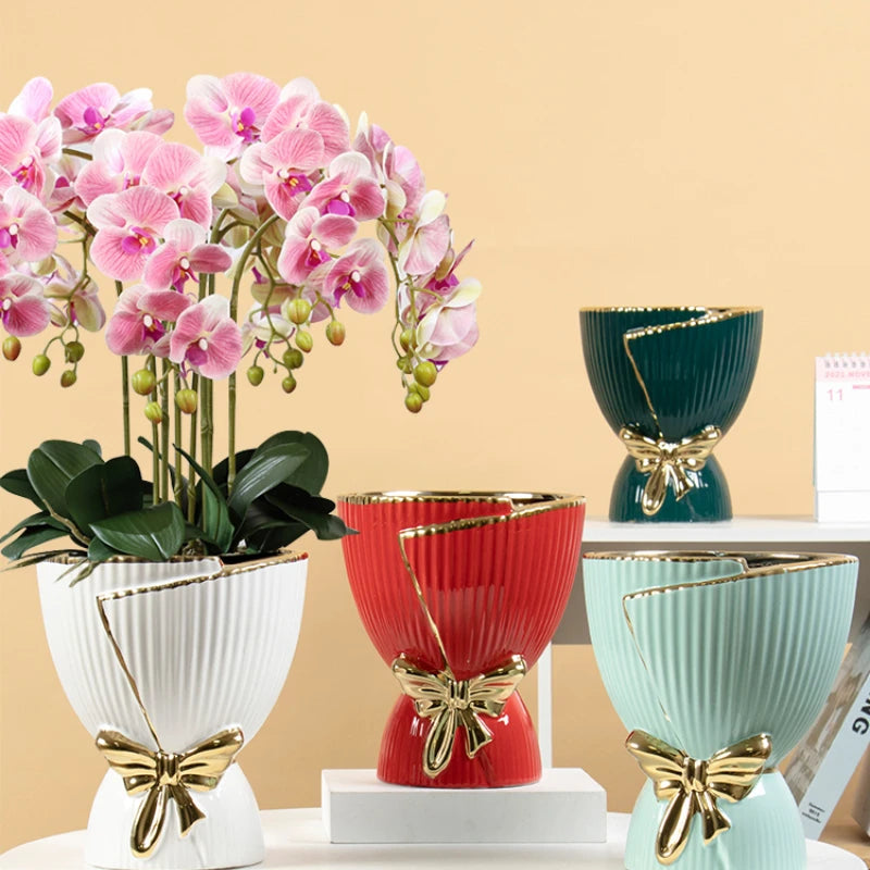 vase en céramique pour décoration et cadeaux artistiques - vue 3 sur 11