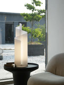Minimalist desk lamp in clear acrylic and decorative aluminium