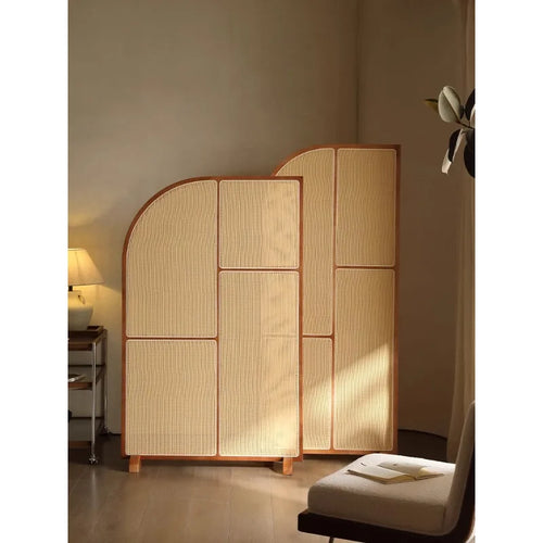 Japanese-style solid wood rattan screen partition is opposite the door to the home, living room entrance is blocked, and mobile - vue 4 sur 29