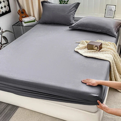 Premium Solid Color Brushed Fitted Sheet,Ultra-Soft Sateen Weave for Cozy Nights - Hypoallergenic and Easy Care Bedding - vue 5 sur 13