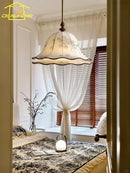 suspension décorative en tissu médiéval design français pour ambiance chaleureuse
