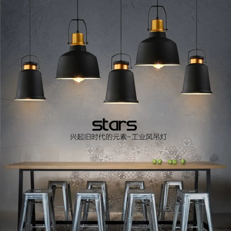 suspension rétro américaine en fer pour café et restaurant - vue 3 sur 8