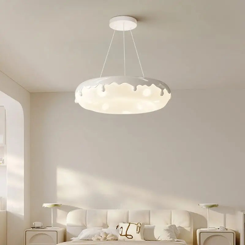 52cm Donuts Pendant Lamp With Remote Control Dimming Children's Room Bubble Ball Chandelier Light Kids Nursery Bedroom Lamp LED - vue 6 sur 12