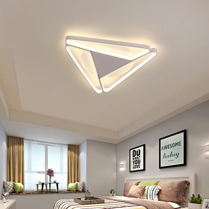 2023 Modern Triangular Aluminum LED Chandelier, Living Room Bedroom Chandelier, Home Decoration Kitchen Chandelier - vue 3 sur 12