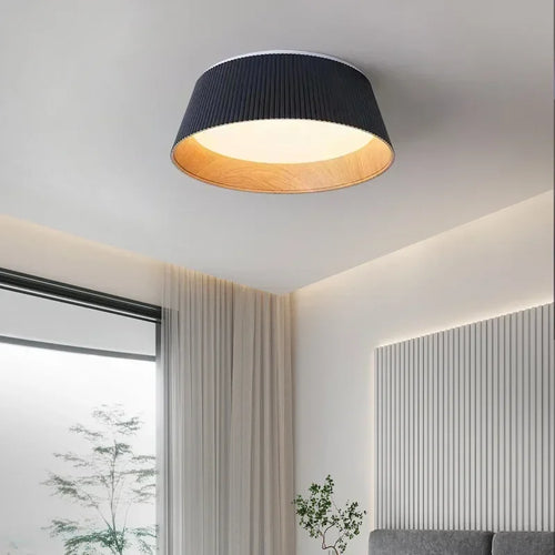 Elegant minimalist LED ceiling light with decorative suspended design - vue 2 sur 10