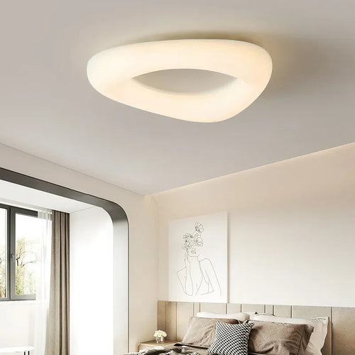 Modern acrylic ceiling light with minimalist nordic design - vue 3 sur 8