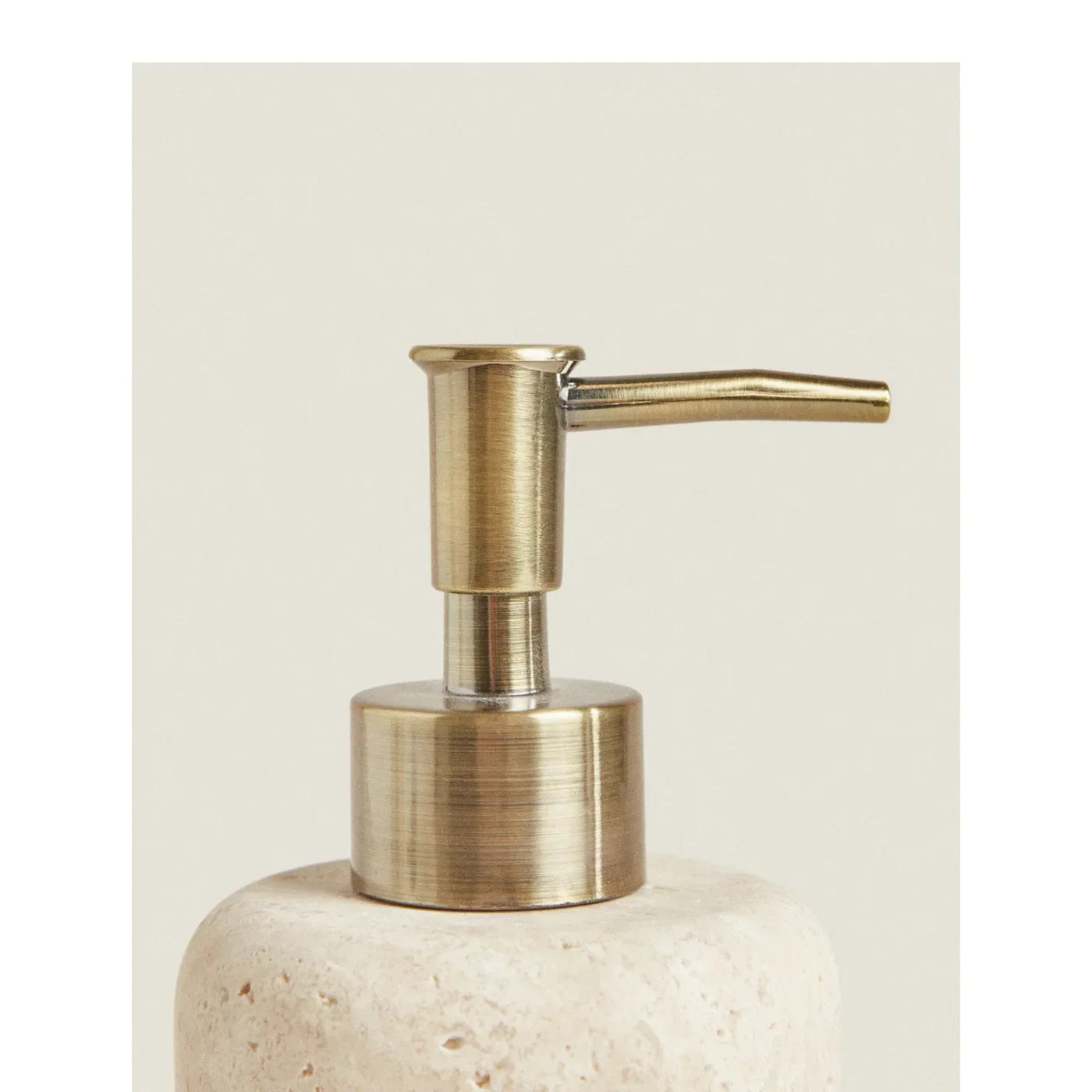 Wholesale Customized Natural Yellow Travertine Marble Stone Refillable Bathroom Liquid Dispenser, Lotions Soap Container - vue 4 sur 8