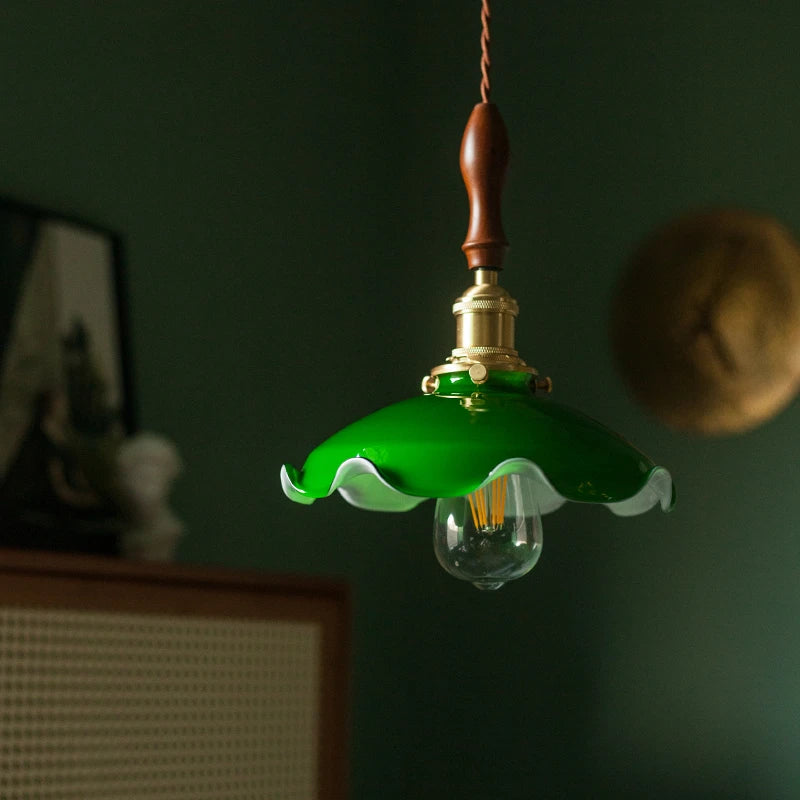 Suspension vintage style américain en cuivre bois et verre - vue 4 sur 30