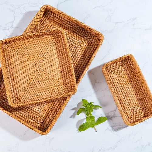 Handwoven Rattan Storage Basket Square Wicker Tray Picnic Basket Bread Food Plate Fruit Cake, Sundries Box, Home Desk Decoration - vue 2 sur 9