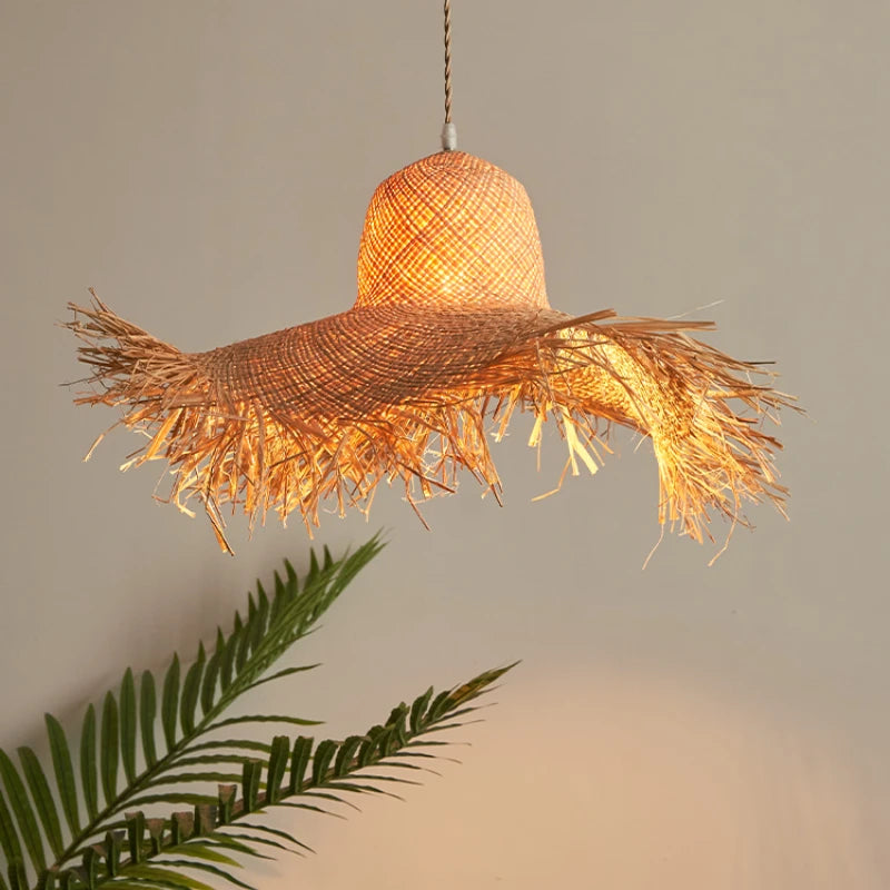 Suspension japonais vintage tissé à la main en forme de chapeau de paille