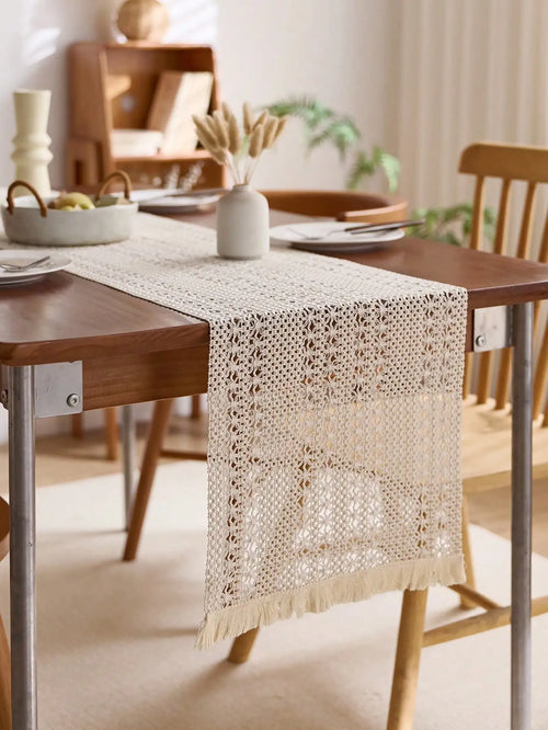 Chemin de table bohème nordique tissé pompons artisanaux - vue 3 sur 5