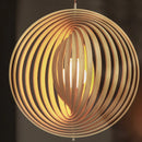 suspension en bois design nordique pour restaurant