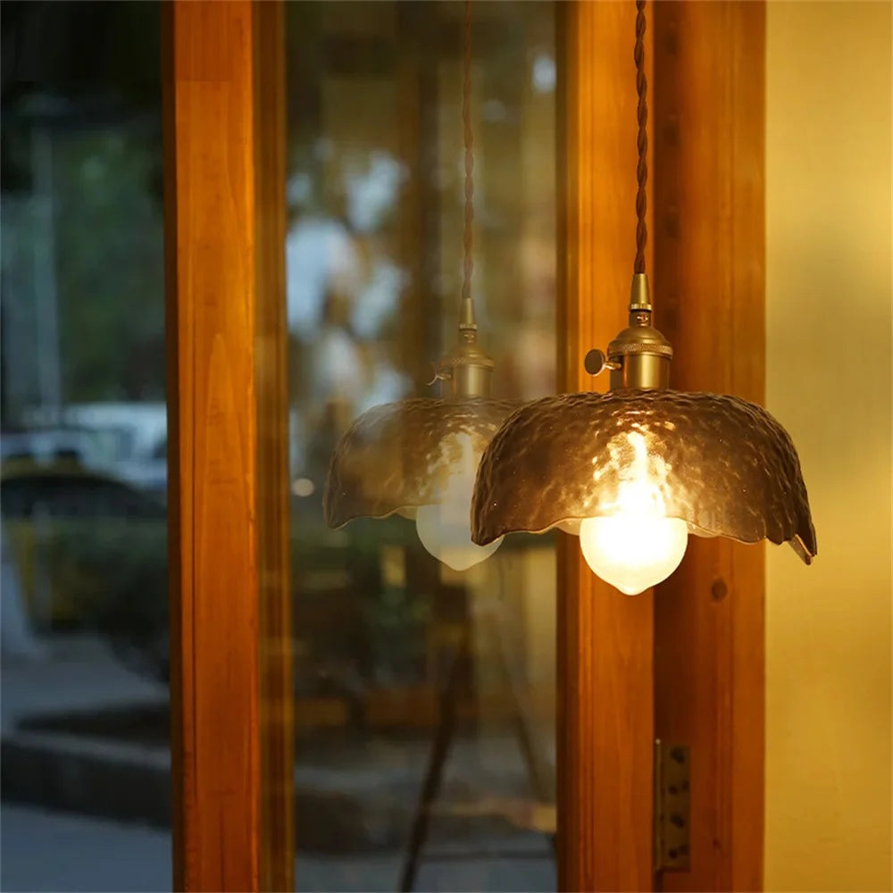 suspension LED design nordique en laiton et verre - vue 4 sur 10
