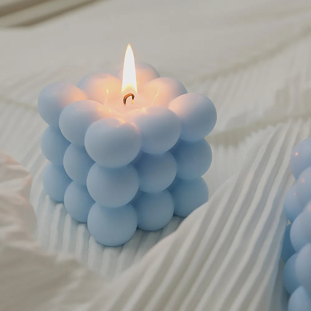 bougie cube parfumée à bulles en cire de soja artisanale - vue 5 sur 14