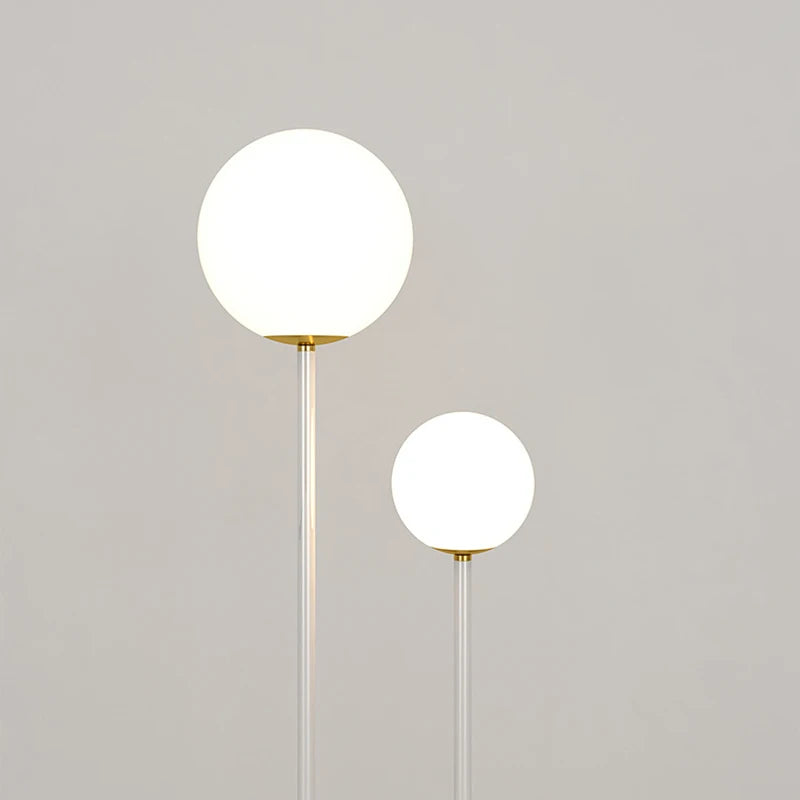 lampadaire simple en métal avec 3 gradations et verre