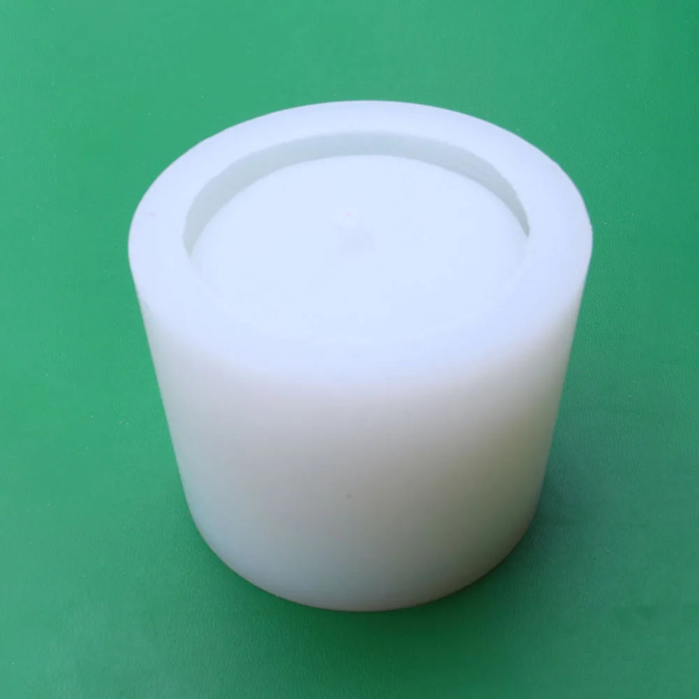 moule silicone pour pot fleurs ciment moderne à faire soi même - vue 6 sur 7