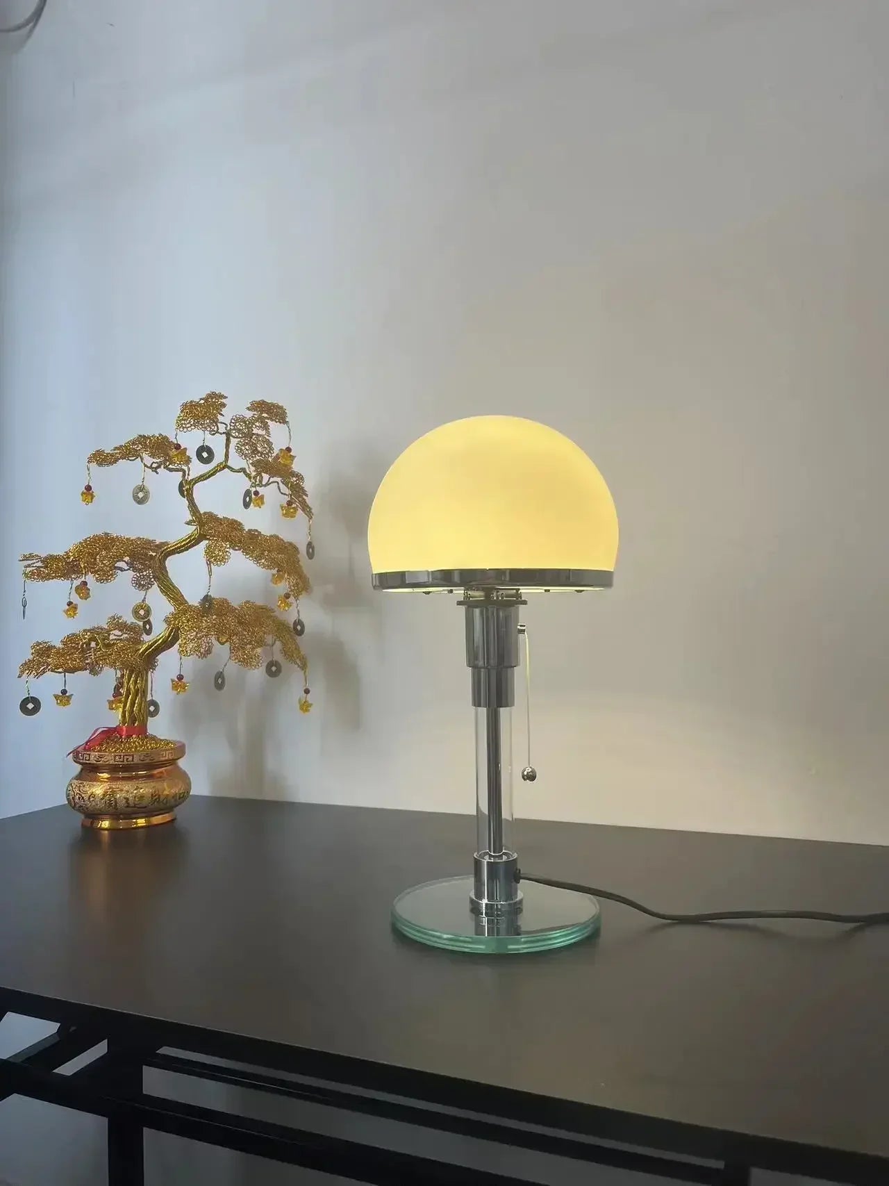 lampe de bureau moderne au design nordique élégant et fonctionnel - vue 7 sur 7