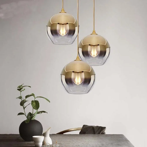 Suspension boule moderne en verre avec lampes à led