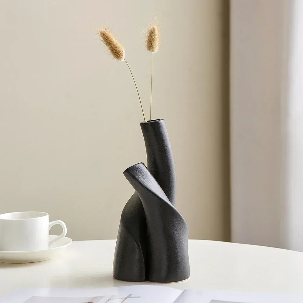 vase moderne en céramique givrée fait main pour fleurs séchées - vue 7 sur 8