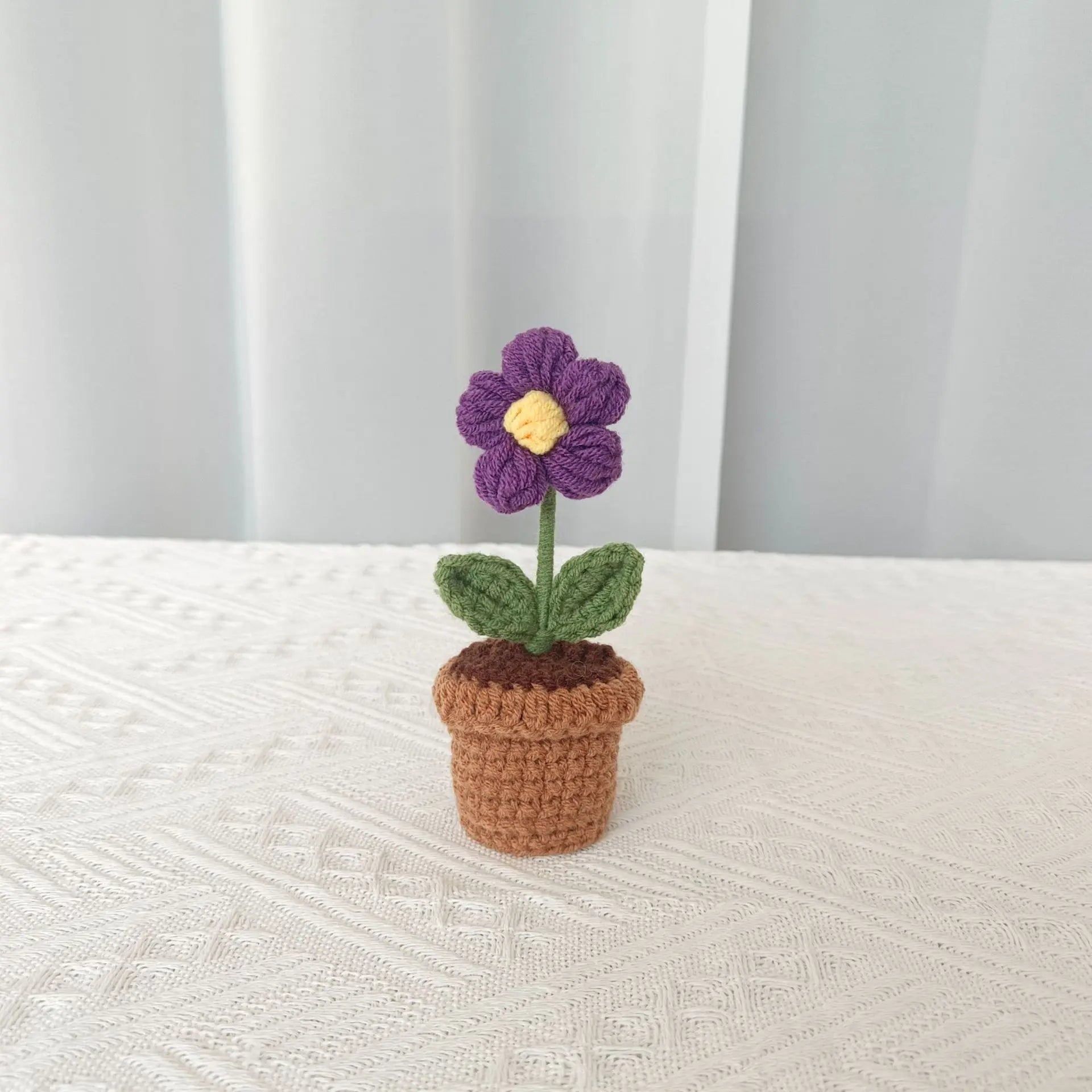 plante en pot tricotée à la main pour cadeau décoratif de saint valentin - vue 17 sur 19