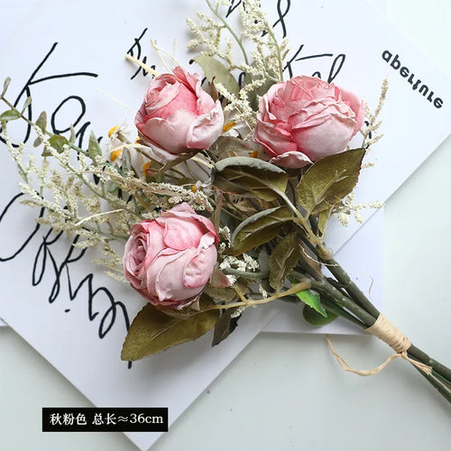 bouquet de roses séchées et pivoines pour décoration rétro automnale - vue 13 sur 13
