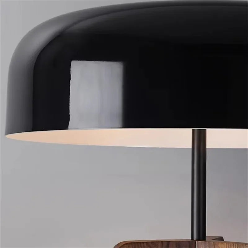Lampadaire classique en bois