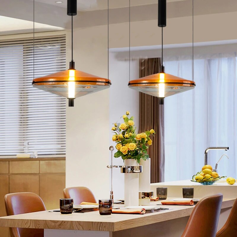 Suspension minimaliste italienne pour salle à manger