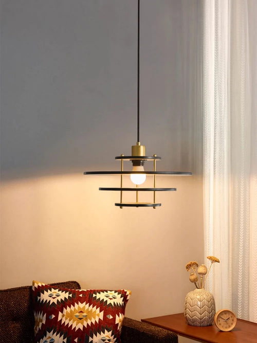 lustre en bois massif style médiéval pour restaurant et bar