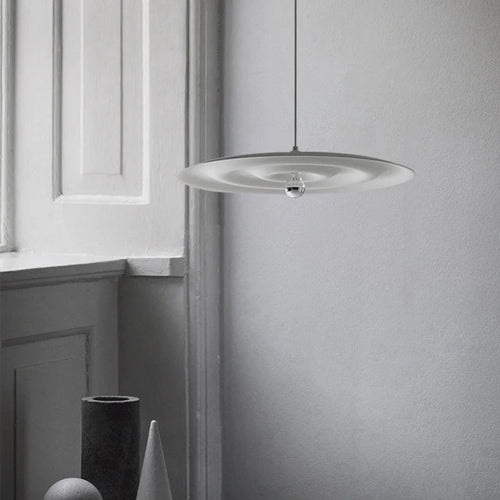 plafonnier design nordique pour décoration moderne intérieure