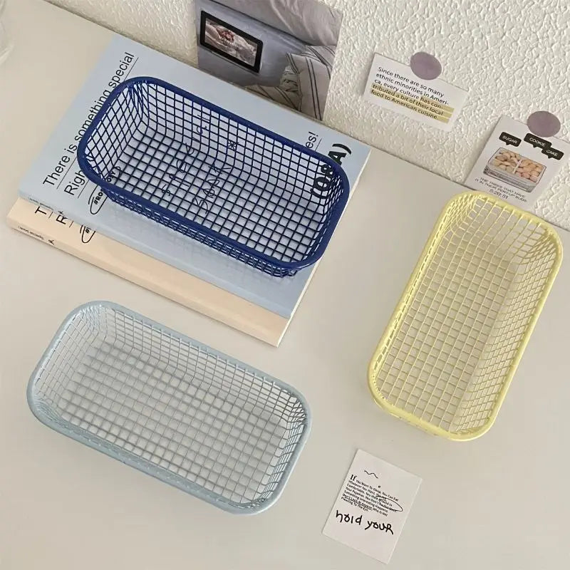 panier de rangement en métal pour bureau et maquillage - vue 6 sur 9