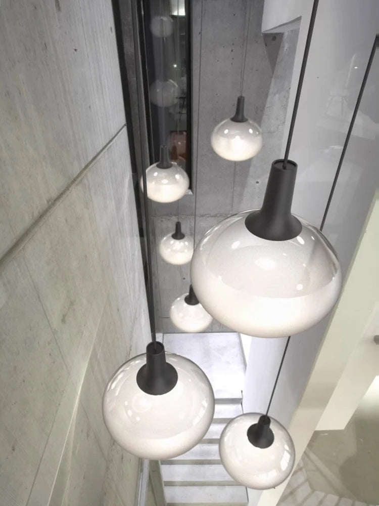 plafonnier led minimaliste en verre blanc mat design élégant moderne - vue 4 sur 9
