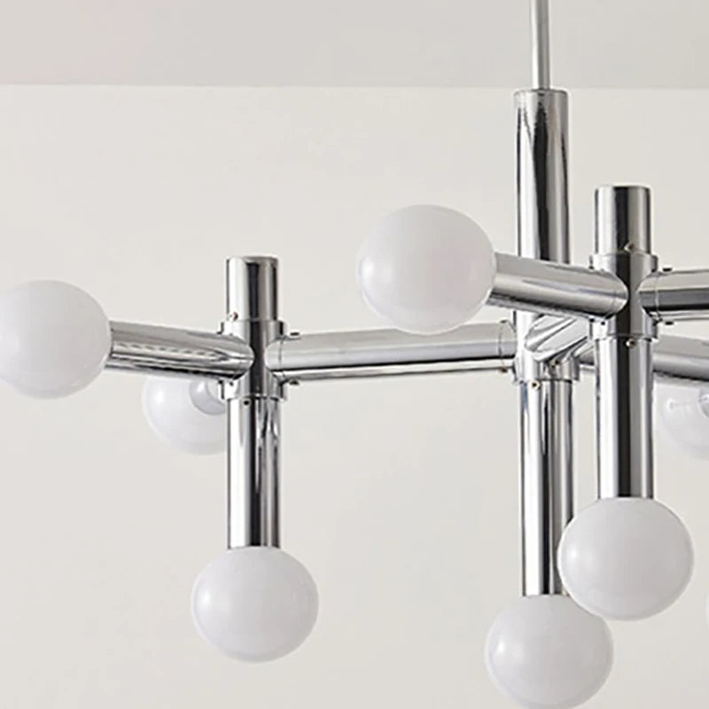 lustre chrome au design artistique pour éclairage d'intérieur
