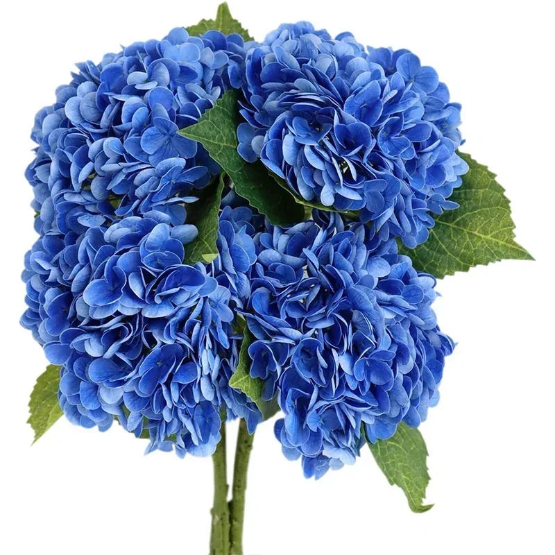 Set of 4 realistic artificial hydrangea flowers for decoration and weddings