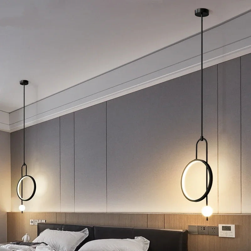 Modern pendant light with gold ring and minimalist Nordic lighting - vue 3 sur 12