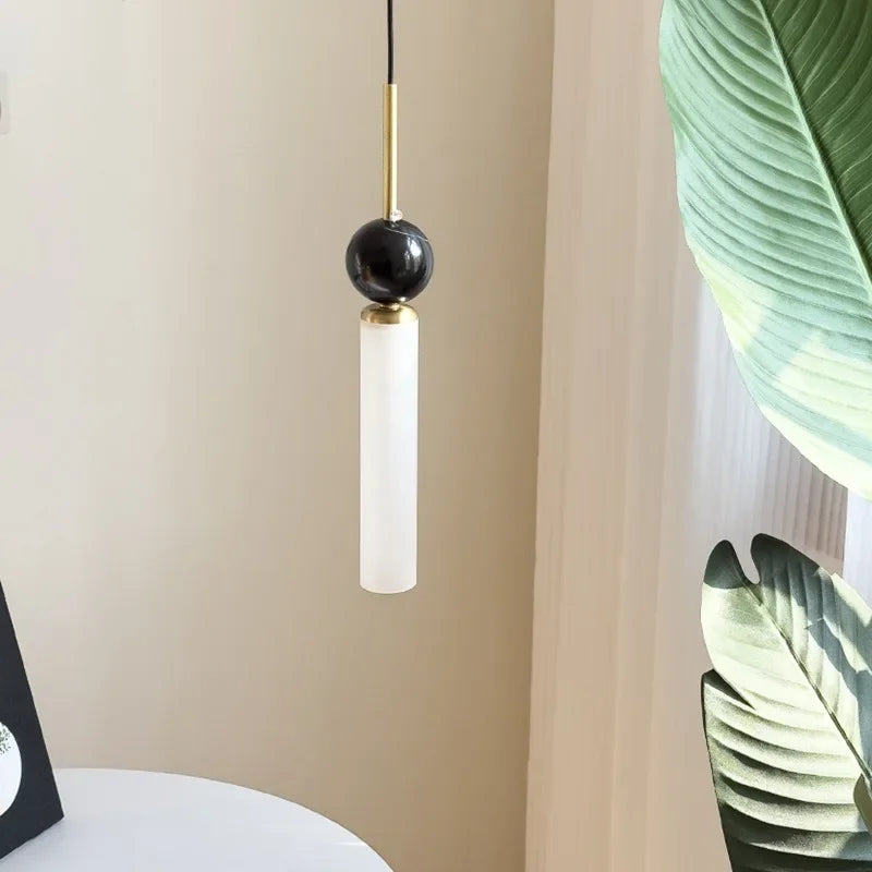 Minimalist nordic luxury Italian marble chandelier - vue 3 sur 10