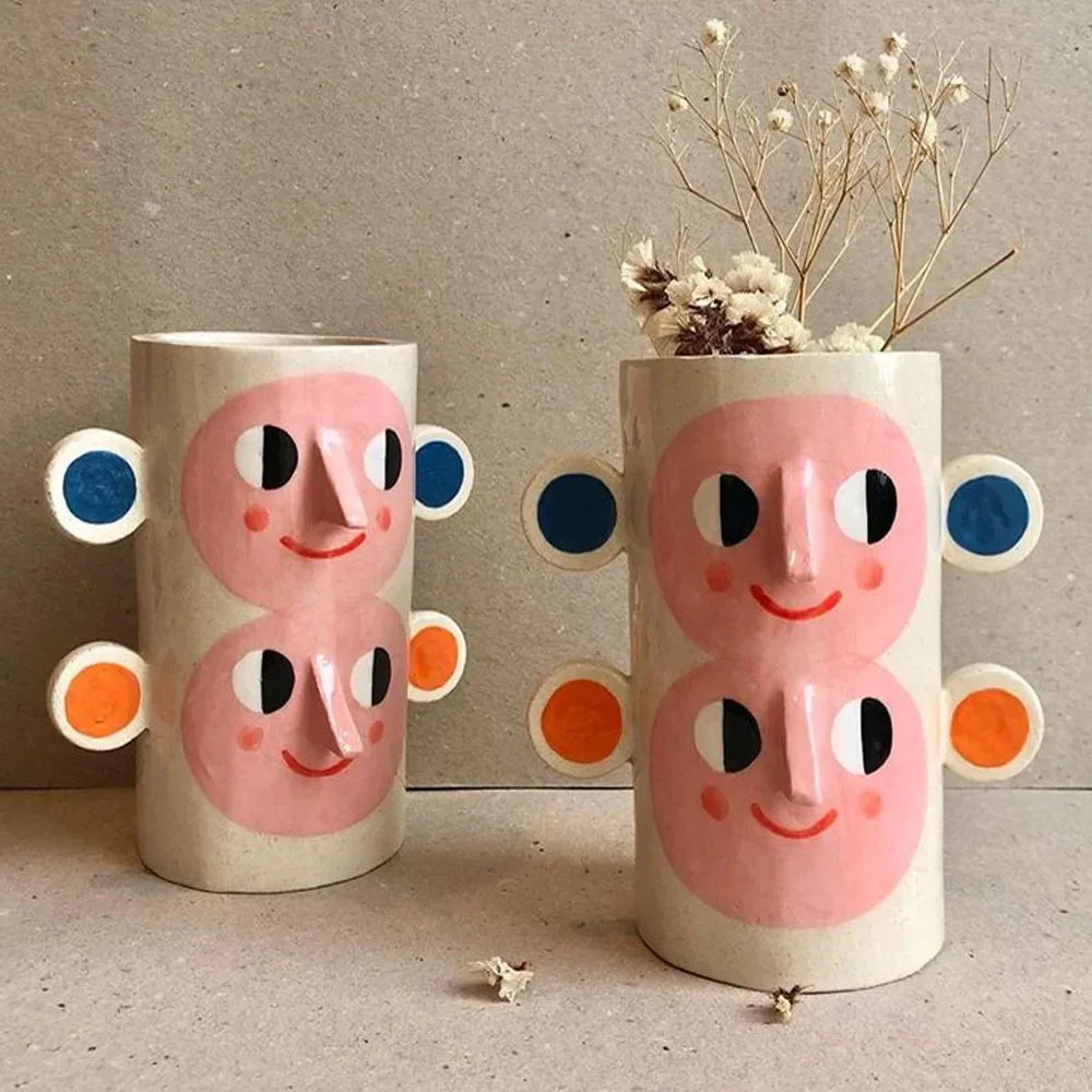 vase en céramique abstrait avec visage humain décoration florale - vue 5 sur 6