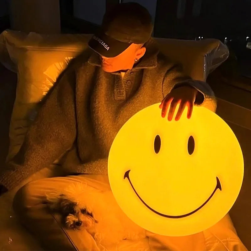 Simple sourire visage Led veilleuses USB Rechargeable PE lampe de nuit chambre d'enfants Protection des yeux chambre chevet décor lampe de bureau - vue 2 sur 6