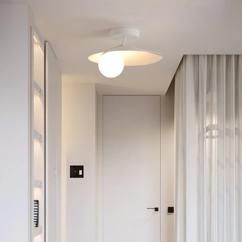 plafonnier nordique moderne simple pour entrée et balcon - vue 6 sur 10