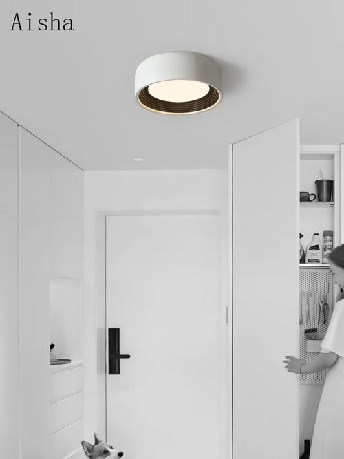 Italian minimalist LED ceiling light modern design for interior decor - vue 3 sur 12