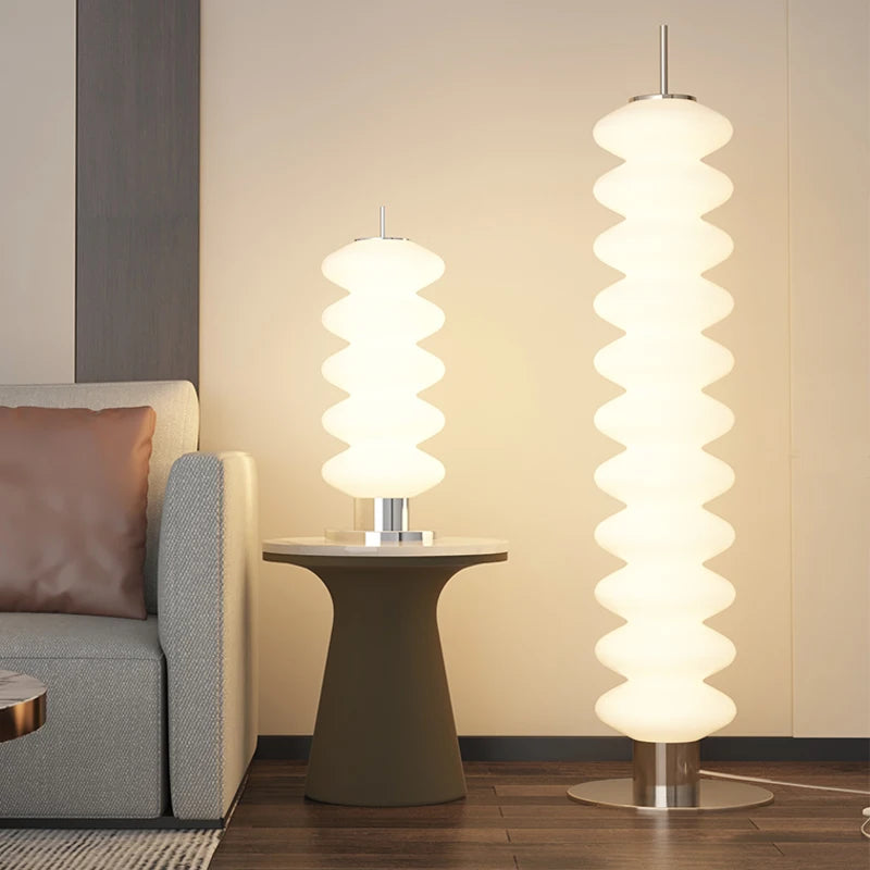 lampadaire net moderne simple pour séjour à la maison