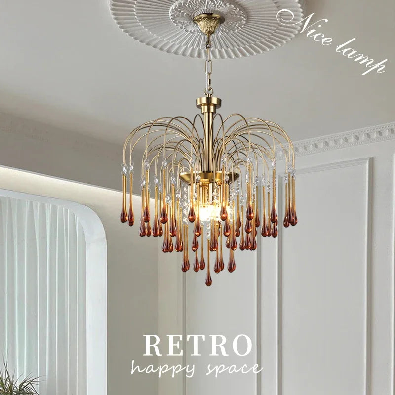 lustre en cristal rétro pour un intérieur romantique et élégant - vue 3 sur 11