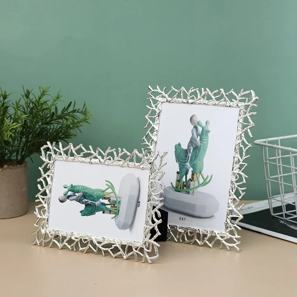 Golden Silver Art Photo Frame,Desktop Photo Display Ornaments,Bedroom Portrait Decor,Exquisite Creative Branch,Metal Photo Frame - vue 5 sur 8