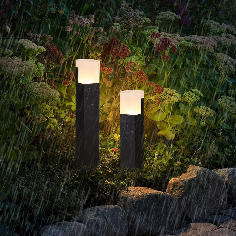 lampe extérieure moderne imperméable pour jardin et chemin - vue 4 sur 10