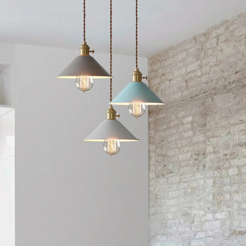 Nordique Macaron Coloré LED suspension Simple en fer forgé luminaria intérieur salon chambre suspension lampe décor à la maison lustre
