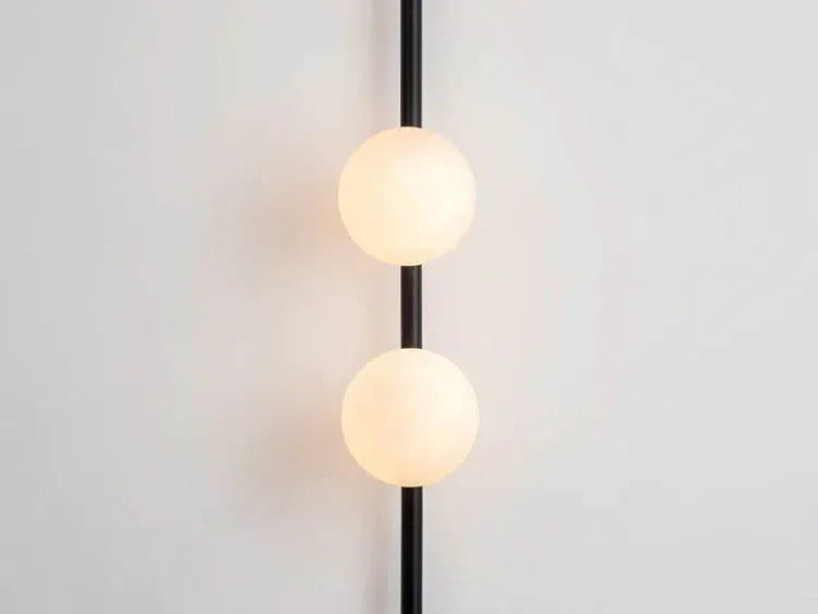 applique murale led longue avec prise de câble en verre rond - vue 4 sur 7