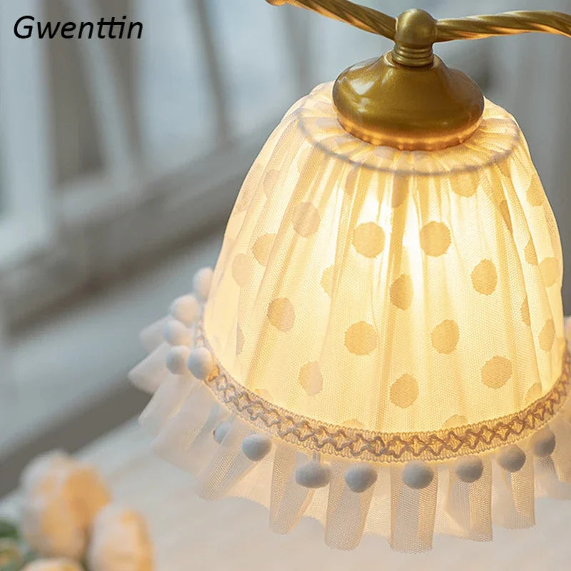lampe à poser princesse moderne pour décoration de chambre fille - vue 4 sur 6