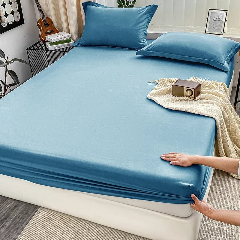 Premium Solid Color Brushed Fitted Sheet,Ultra-Soft Sateen Weave for Cozy Nights - Hypoallergenic and Easy Care Bedding - vue 6 sur 13