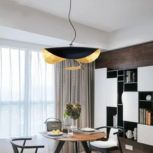 Modern minimalist LED pendant light with artistic design - vue 4 sur 12